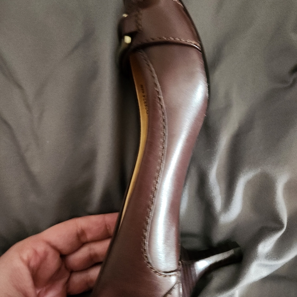 Women's Cole Haan Slip On Round  Toe Buckle Brown 6.5 - Picture 9 of 12